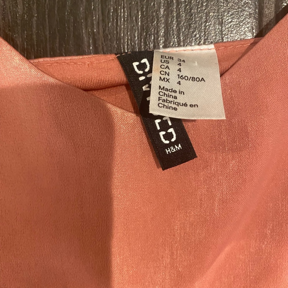 H&M dress - Picture 3 of 3